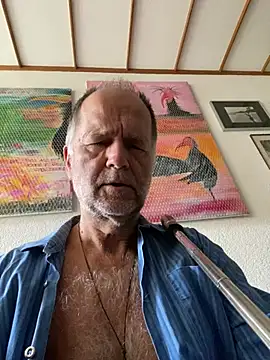 artXhibitor online show from May 16, 2026, 6:43 am