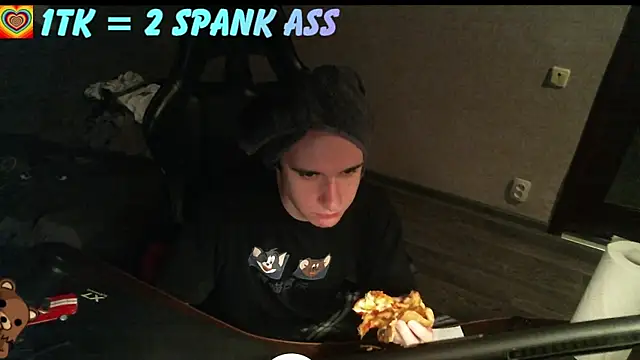 izilizi 23 online show from October 6, 2025, 6:38 pm