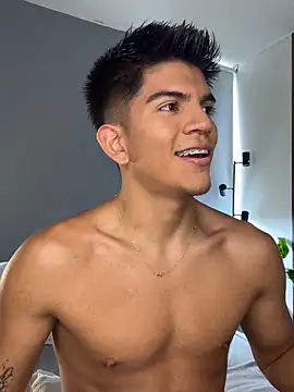 santiago 01 online show from December 22, 2025, 6:38 pm