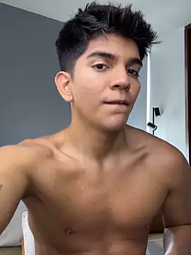 santiago 01 online show from May 16, 2026, 7:34 pm