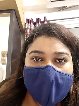 indianlisa5 online show from June 20, 2026, 9:06 pm