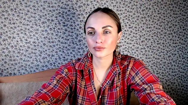 Tinadream20 online show from September 18, 2025, 6:37 am