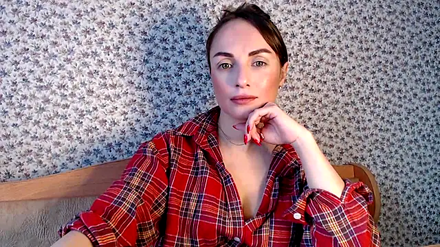 Tinadream20 online show from April 9, 2026, 6:41 am