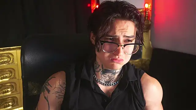 dantecoppolaa  online show from March 3, 2025, 11:35 pm