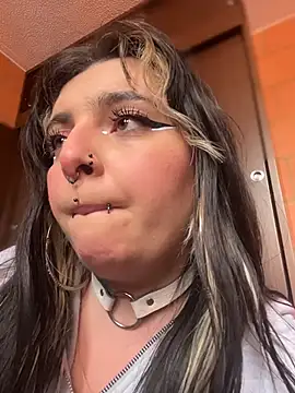 Sachi Meow online show from February 26, 2026, 7:35 pm