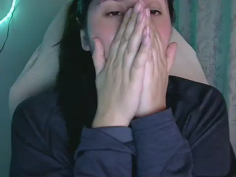 Snapshot of has_Zky chatting on February 5, 2026, 4:50 am has Zky online show from February 5, 2026, 4:50 am