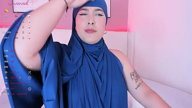 Snapshot of zahida_s chatting on February 19, 2025, 7:05 pm zahida s online show from February 19, 2025, 7:05 pm