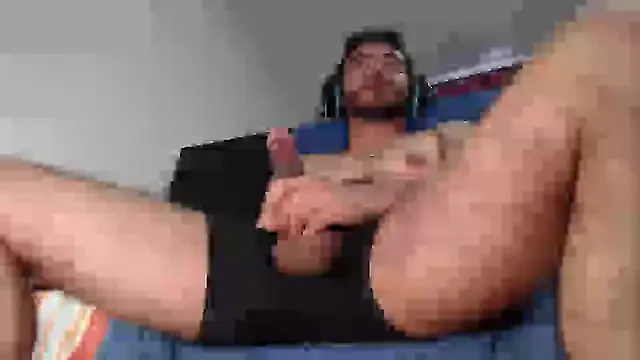 Tommhot online show from February 3, 2026, 8:14 pm