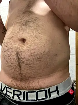 vanho29 online show from December 3, 2025, 2:19 am