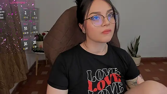 anaveleeez online show from December 18, 2024, 11:30 pm