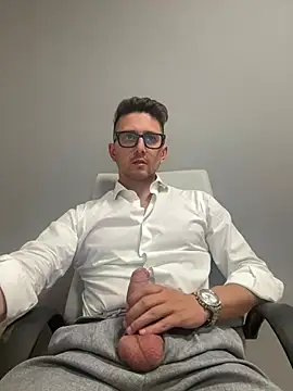 Snapshot of masterboss_ chatting on July 23, 2026, 11:41 am masterboss online show from July 23, 2026, 11:41 am