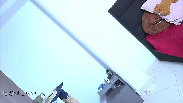 argiee taylorxs2 online show from April 20, 2026, 3:20 am