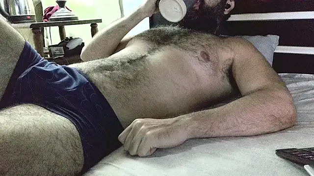 Snapshot of machoathome chatting on February 23, 2025, 3:45 am machoathome online show from February 23, 2025, 3:45 am