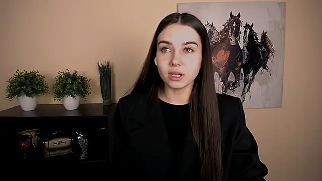 Lili magic online show from February 5, 2026, 2:33 pm