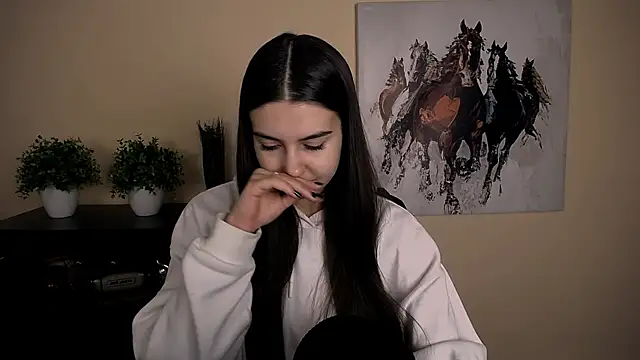 Lili magic online show from February 7, 2026, 9:57 am