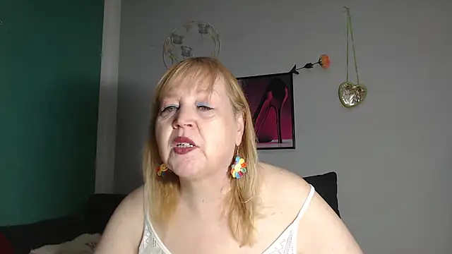 Blasflittchen online show from April 1, 2026, 9:54 am