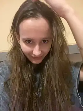 babywaifu online show from February 13, 2025, 4:39 pm