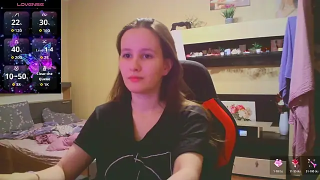 babywaifu online show from December 1, 2025, 2:22 pm