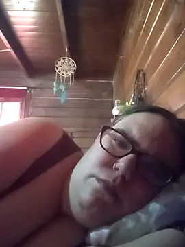 gatitabuena-90 online show from April 10, 2026, 11:15 am