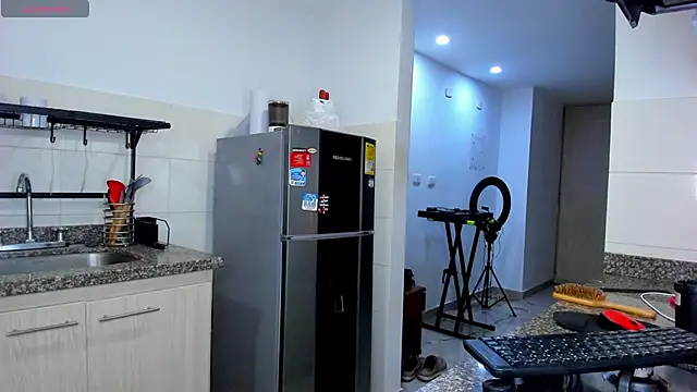 Snapshot of AbrilStivenson_ chatting on February 19, 2025, 2:12 am AbrilStivenson  online show from February 19, 2025, 2:12 am