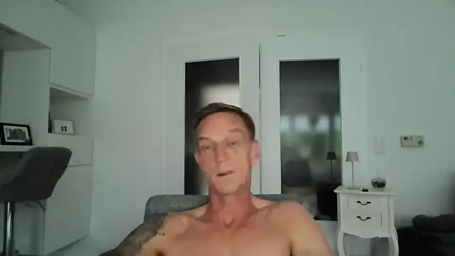 dirks71 online show from September 19, 2025, 5:13 pm