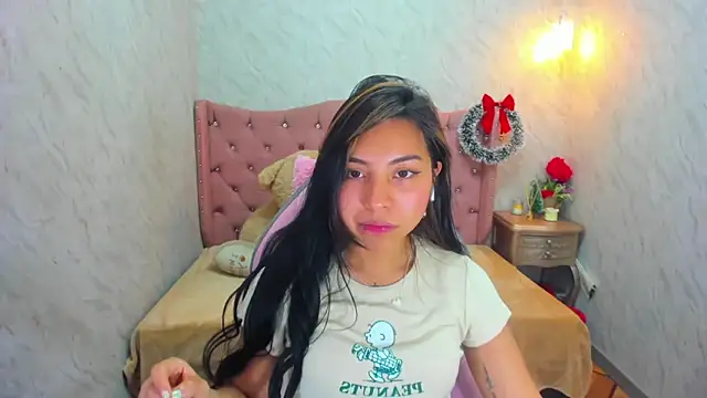 XSmaggiiee online show from December 29, 2024, 2:38 am