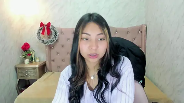 XSmaggiiee online show from January 6, 2025, 2:58 am