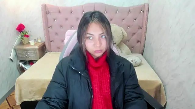 XSmaggiiee online show from January 14, 2025, 2:40 am