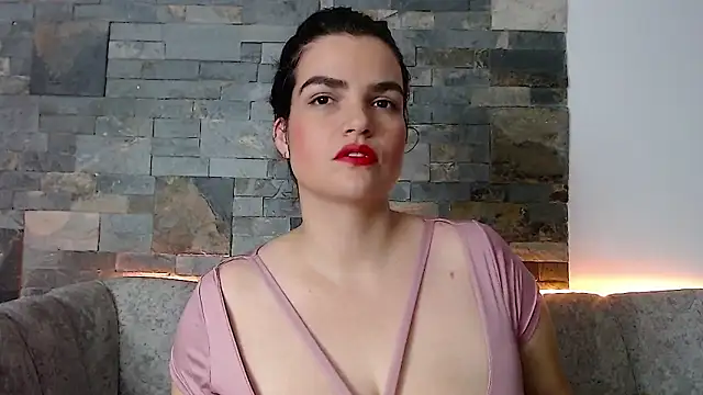 passionate love22 online show from February 10, 2026, 3:43 am