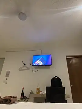 Magicerosxx69 online show from November 28, 2025, 10:12 pm