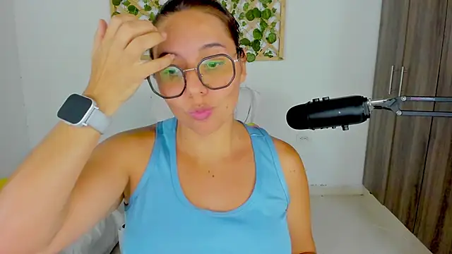 isa loves cum online show from February 26, 2026, 2:54 am