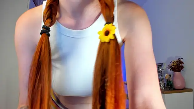 Snapshot of Aliceginger99 chatting on July 15, 2026, 1:27 pm Aliceginger99 online show from July 15, 2026, 1:27 pm