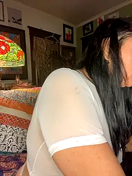 Snapshot of sexyasscougar chatting on September 18, 2025, 7:32 am sexyasscougar online show from September 18, 2025, 7:32 am