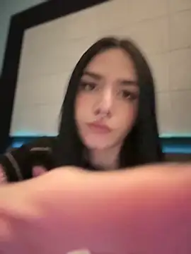 Snapshot of ShannonShanny chatting on March 22, 2025, 6:47 pm ShannonShanny online show from March 22, 2025, 6:47 pm