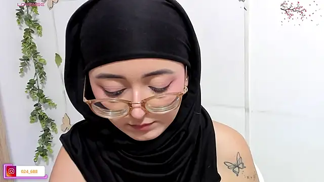 Snapshot of aysel_elid chatting on May 27, 2026, 9:12 pm aysel elid online show from May 27, 2026, 9:12 pm