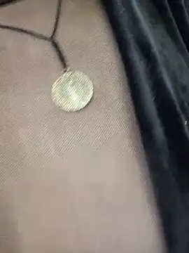 Exhibitionsplit online show from November 22, 2025, 12:37 pm