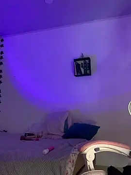 violet-333 online show from January 25, 2025, 10:50 pm