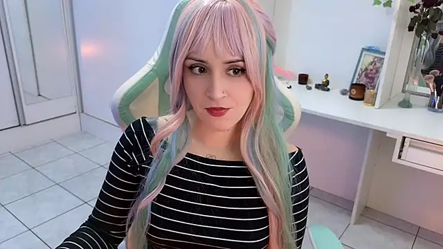 Snapshot of Ahrya_ chatting on July 11, 2026, 5:04 pm Ahrya online show from July 11, 2026, 5:04 pm