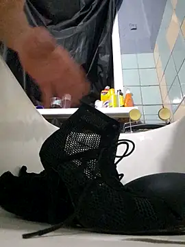 WhoreAnalsssxxx online show from February 11, 2026, 7:52 pm