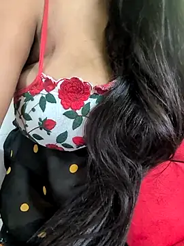 Shreya727 online show from March 13, 2026, 7:53 pm