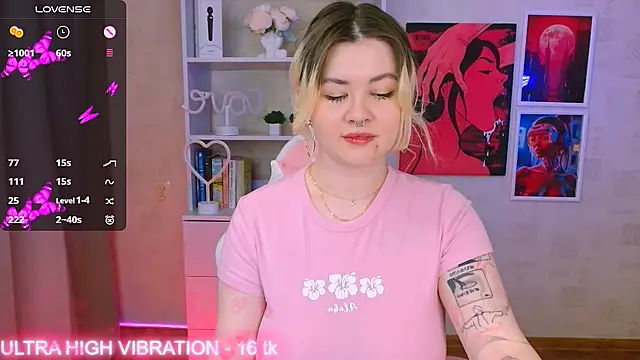 cutie mili online show from January 29, 2025, 2:32 pm