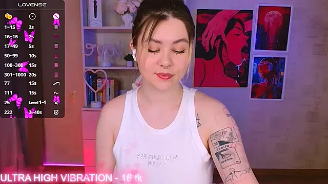 cutie mili online show from February 5, 2025, 3:55 am