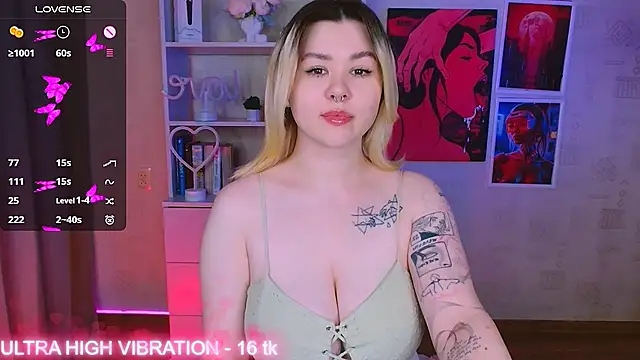 cutie mili online show from February 25, 2025, 11:41 am