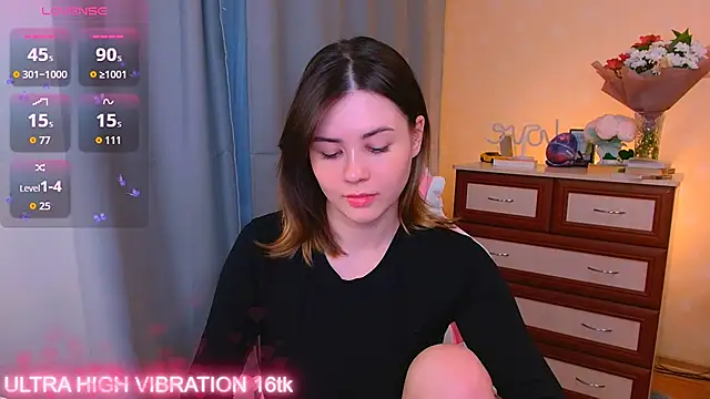 cutie mili online show from October 13, 2025, 8:25 am