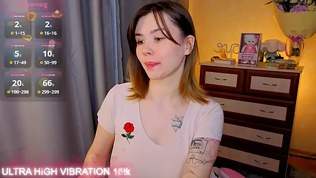 cutie mili online show from October 24, 2025, 8:22 am