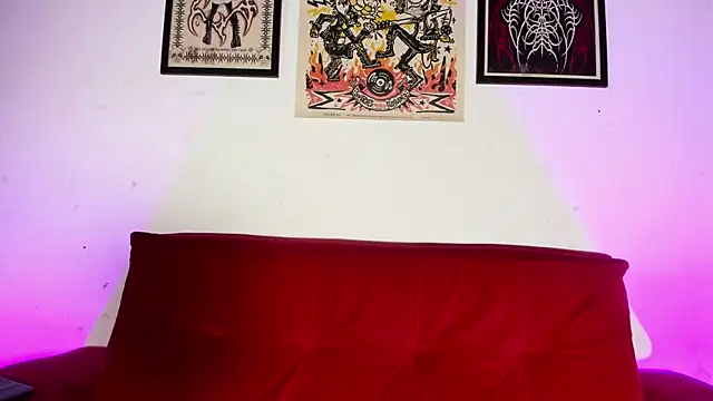 irregular fetish  online show from May 15, 2026, 11:23 pm