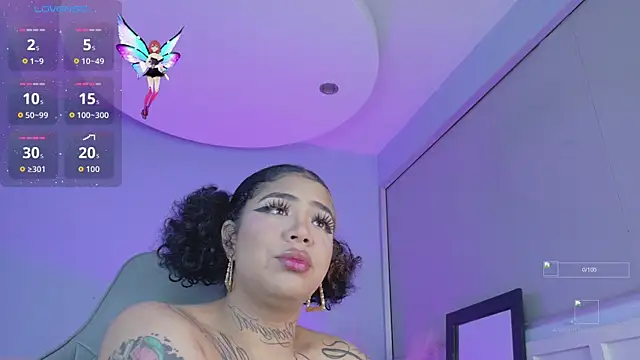 foxxy-lov3 online show from October 16, 2025, 12:06 pm