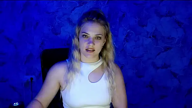 Snapshot of nika_gold1 chatting on June 28, 2026, 6:47 pm nika gold1 online show from June 28, 2026, 6:47 pm