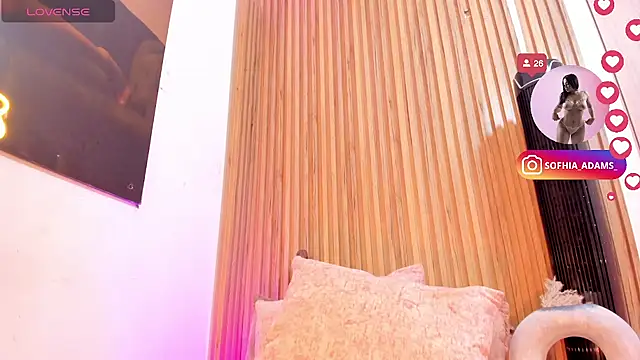 Snapshot of sofhiaa_adaams chatting on July 5, 2026, 6:15 pm sofhiaa adaams online show from July 5, 2026, 6:15 pm