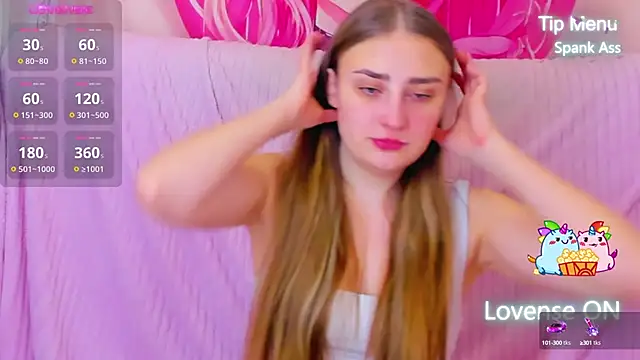 MilliStrii online show from February 10, 2025, 1:03 am